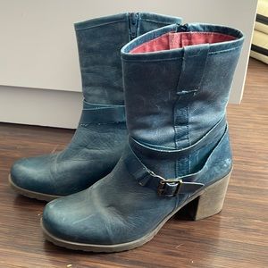 David Tyler blue leather boots. Size 38